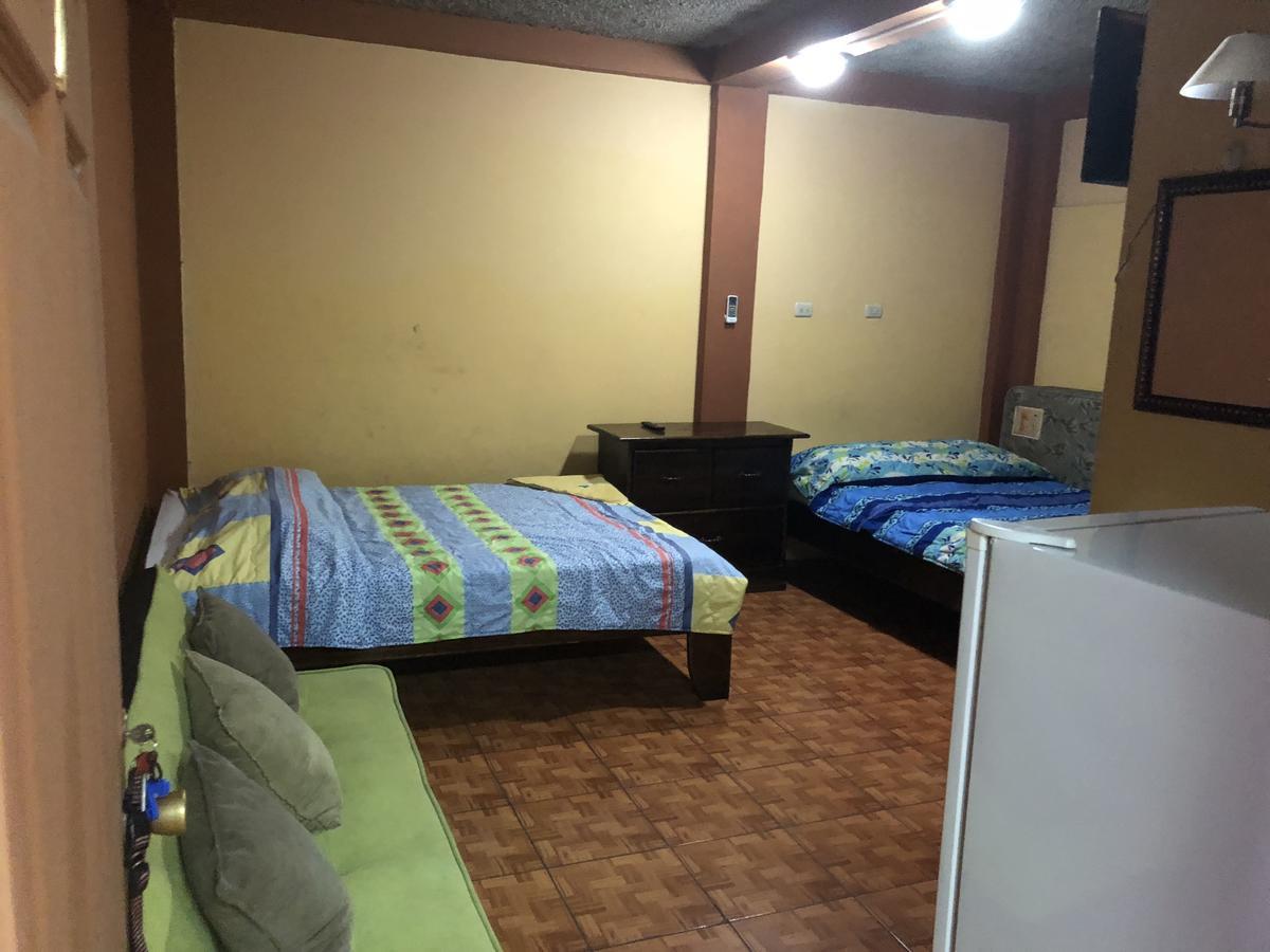 Cabinas Yolymar Puntarenas Exterior foto