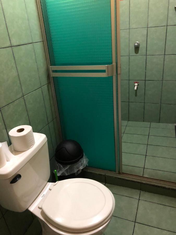 Cabinas Yolymar Puntarenas Exterior foto