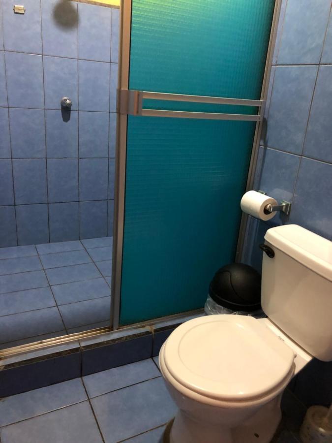 Cabinas Yolymar Puntarenas Exterior foto